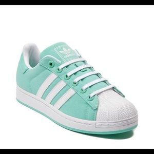 ⭐️ Limited Edition Adidas Superstars